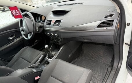 Renault Megane III, 2010 год, 700 000 рублей, 9 фотография