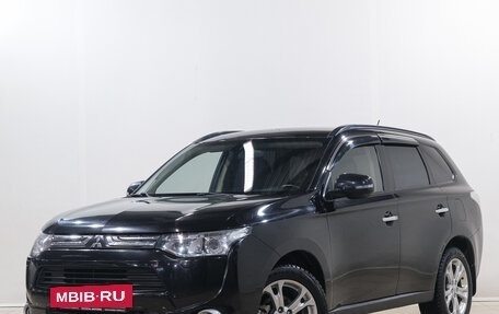 Mitsubishi Outlander III рестайлинг 3, 2012 год, 1 599 000 рублей, 3 фотография