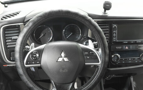 Mitsubishi Outlander III рестайлинг 3, 2012 год, 1 599 000 рублей, 13 фотография