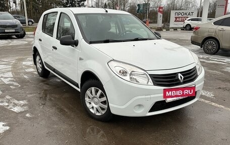 Renault Sandero I, 2011 год, 530 000 рублей, 3 фотография