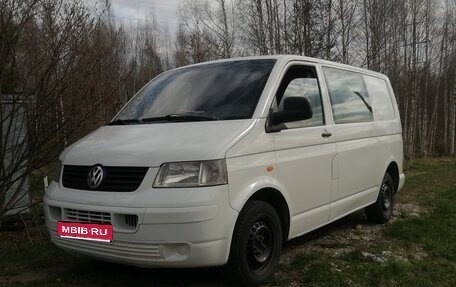 Volkswagen Transporter T5 рестайлинг, 2007 год, 890 000 рублей, 1 фотография