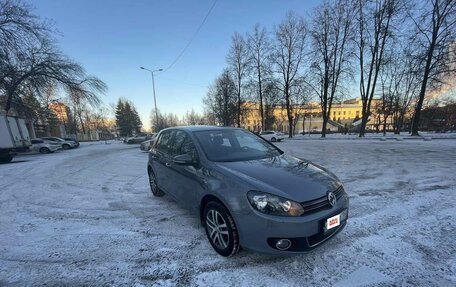 Volkswagen Golf VI, 2009 год, 900 000 рублей, 2 фотография