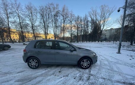 Volkswagen Golf VI, 2009 год, 900 000 рублей, 3 фотография