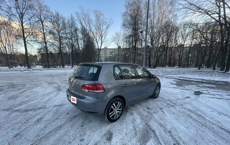 Volkswagen Golf VI, 2009 год, 900 000 рублей, 4 фотография