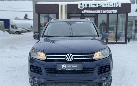 Volkswagen Touareg III, 2012 год, 1 790 000 рублей, 2 фотография