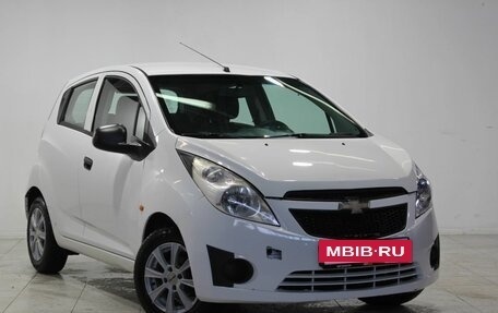 Chevrolet Spark III, 2011 год, 529 000 рублей, 3 фотография