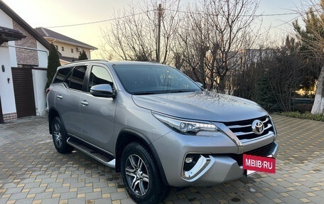 Toyota Fortuner II, 2019 год, 4 490 000 рублей, 3 фотография