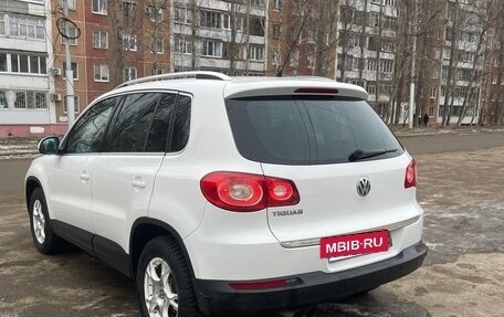 Volkswagen Tiguan I, 2011 год, 1 290 000 рублей, 4 фотография