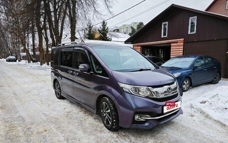 Honda Stepwgn IV, 2016 год, 2 550 000 рублей, 7 фотография