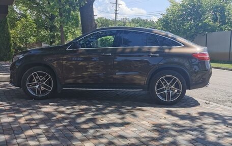 Mercedes-Benz GLE Coupe, 2017 год, 5 950 000 рублей, 2 фотография