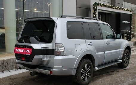 Mitsubishi Pajero IV, 2015 год, 2 820 000 рублей, 6 фотография