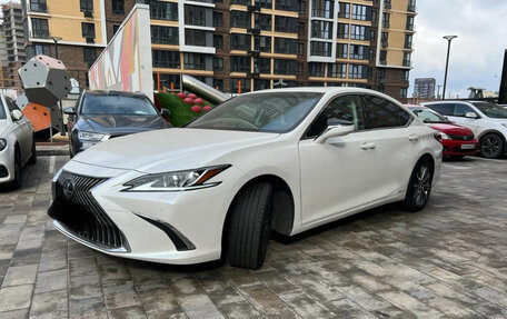 Lexus ES VII, 2021 год, 4 000 000 рублей, 1 фотография