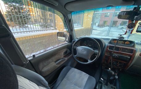 Toyota Land Cruiser Prado 90 рестайлинг, 2001 год, 1 800 000 рублей, 33 фотография