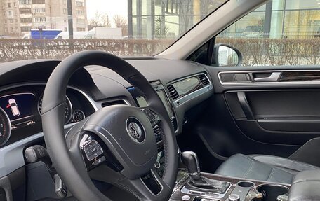 Volkswagen Touareg III, 2012 год, 1 700 000 рублей, 9 фотография