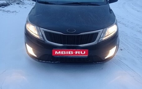 KIA Rio III рестайлинг, 2013 год, 890 000 рублей, 4 фотография