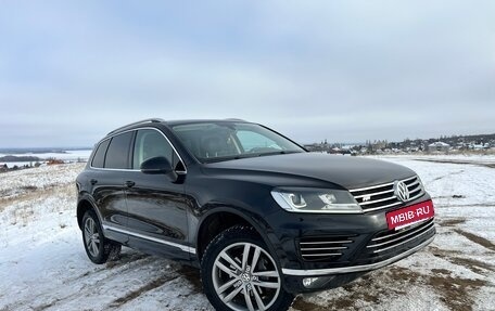 Volkswagen Touareg III, 2016 год, 3 300 000 рублей, 2 фотография