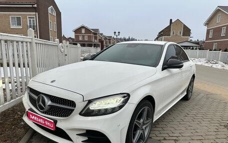 Mercedes-Benz C-Класс, 2018 год, 3 700 000 рублей, 1 фотография