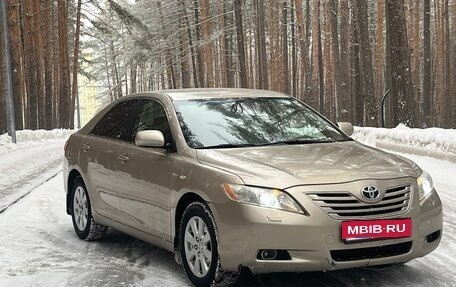 Toyota Camry, 2007 год, 1 100 000 рублей, 21 фотография