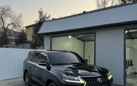 Lexus LX III, 2018 год, 11 000 000 рублей, 3 фотография