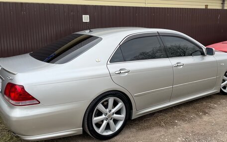 Toyota Crown, 2004 год, 1 800 000 рублей, 14 фотография