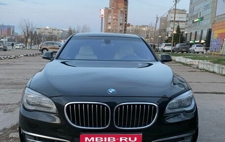 BMW 7 серия, 2014 год, 2 800 000 рублей, 3 фотография