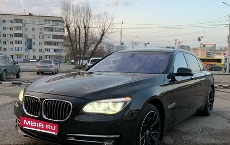 BMW 7 серия, 2014 год, 2 800 000 рублей, 4 фотография