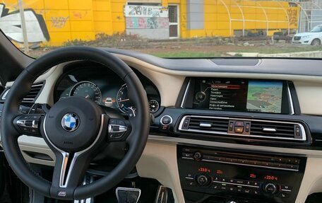 BMW 7 серия, 2014 год, 2 800 000 рублей, 34 фотография