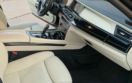 BMW 7 серия, 2014 год, 2 800 000 рублей, 35 фотография