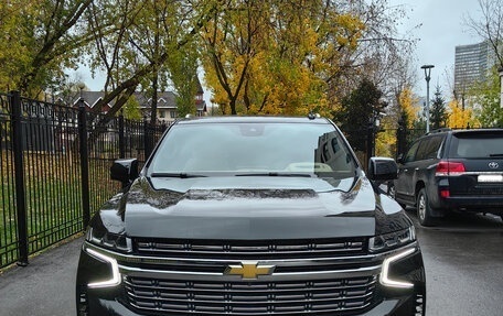 Chevrolet Tahoe IV, 2022 год, 9 700 000 рублей, 2 фотография