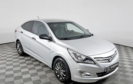 Hyundai Solaris II рестайлинг, 2015 год, 1 040 000 рублей, 3 фотография