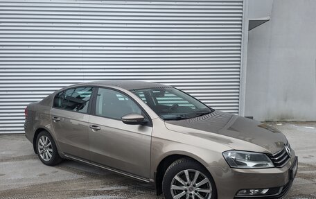 Volkswagen Passat B7, 2011 год, 1 089 000 рублей, 7 фотография