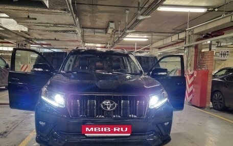 Toyota Land Cruiser Prado 150 рестайлинг 2, 2021 год, 9 490 000 рублей, 2 фотография