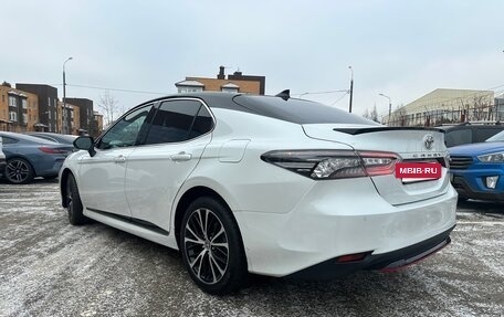 Toyota Camry, 2020 год, 4 200 000 рублей, 6 фотография