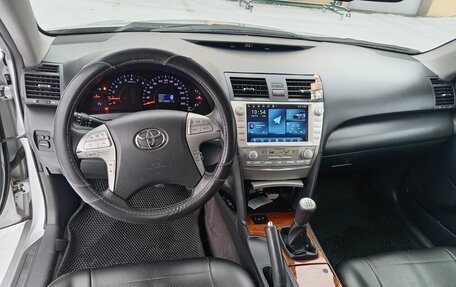 Toyota Camry, 2009 год, 1 150 000 рублей, 3 фотография