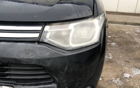 Mitsubishi Outlander III рестайлинг 3, 2013 год, 1 100 000 рублей, 12 фотография