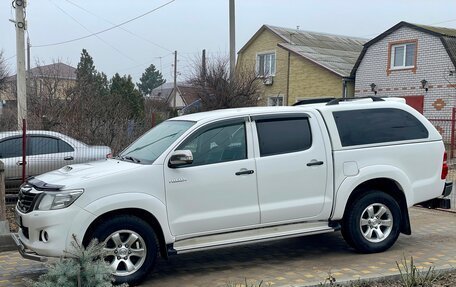 Toyota Hilux VII, 2014 год, 2 860 000 рублей, 10 фотография