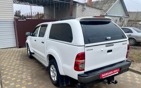 Toyota Hilux VII, 2014 год, 2 860 000 рублей, 6 фотография