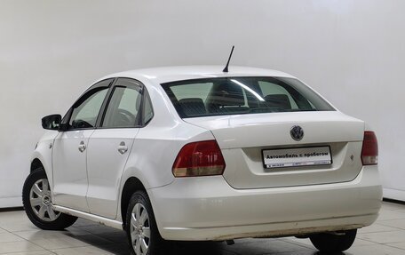 Volkswagen Polo VI (EU Market), 2013 год, 737 000 рублей, 2 фотография