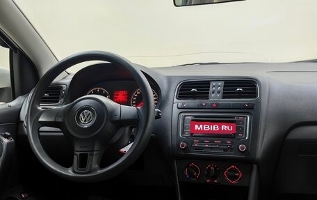 Volkswagen Polo VI (EU Market), 2013 год, 737 000 рублей, 13 фотография