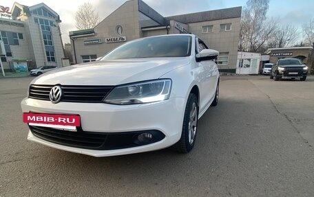 Volkswagen Jetta VI, 2012 год, 1 200 000 рублей, 10 фотография