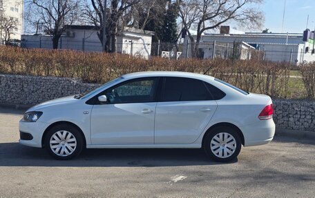 Volkswagen Polo VI (EU Market), 2015 год, 1 100 000 рублей, 2 фотография