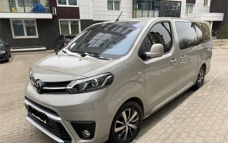 Toyota ProAce II, 2018 год, 3 800 000 рублей, 1 фотография