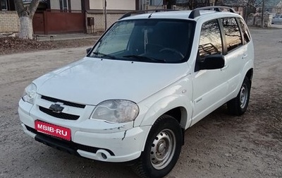 Chevrolet Niva I рестайлинг, 2011 год, 500 000 рублей, 1 фотография