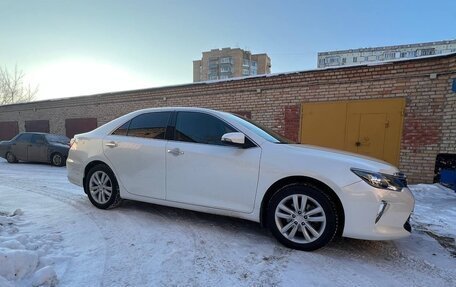 Toyota Camry, 2017 год, 2 780 000 рублей, 3 фотография