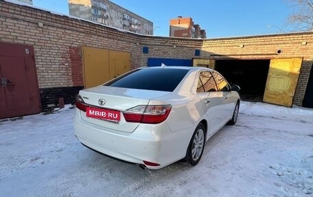 Toyota Camry, 2017 год, 2 780 000 рублей, 4 фотография