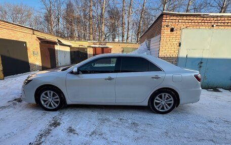 Toyota Camry, 2017 год, 2 780 000 рублей, 6 фотография