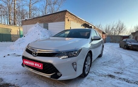 Toyota Camry, 2017 год, 2 780 000 рублей, 7 фотография