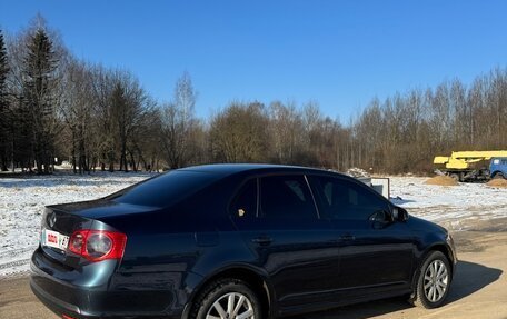 Volkswagen Jetta VI, 2010 год, 810 000 рублей, 4 фотография