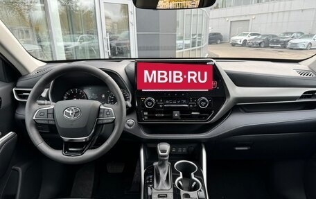 Toyota Highlander, 2024 год, 6 900 000 рублей, 11 фотография