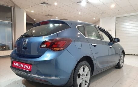 Opel Astra J, 2013 год, 970 000 рублей, 6 фотография